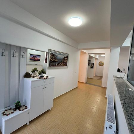 Vila Kasemi Fier Exteriér fotografie