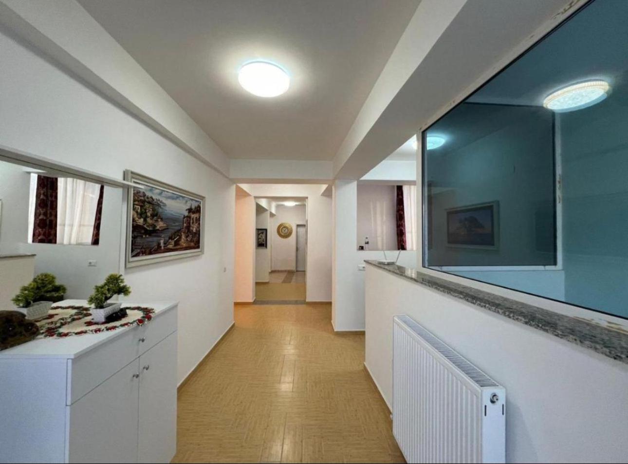 Vila Kasemi Fier Exteriér fotografie