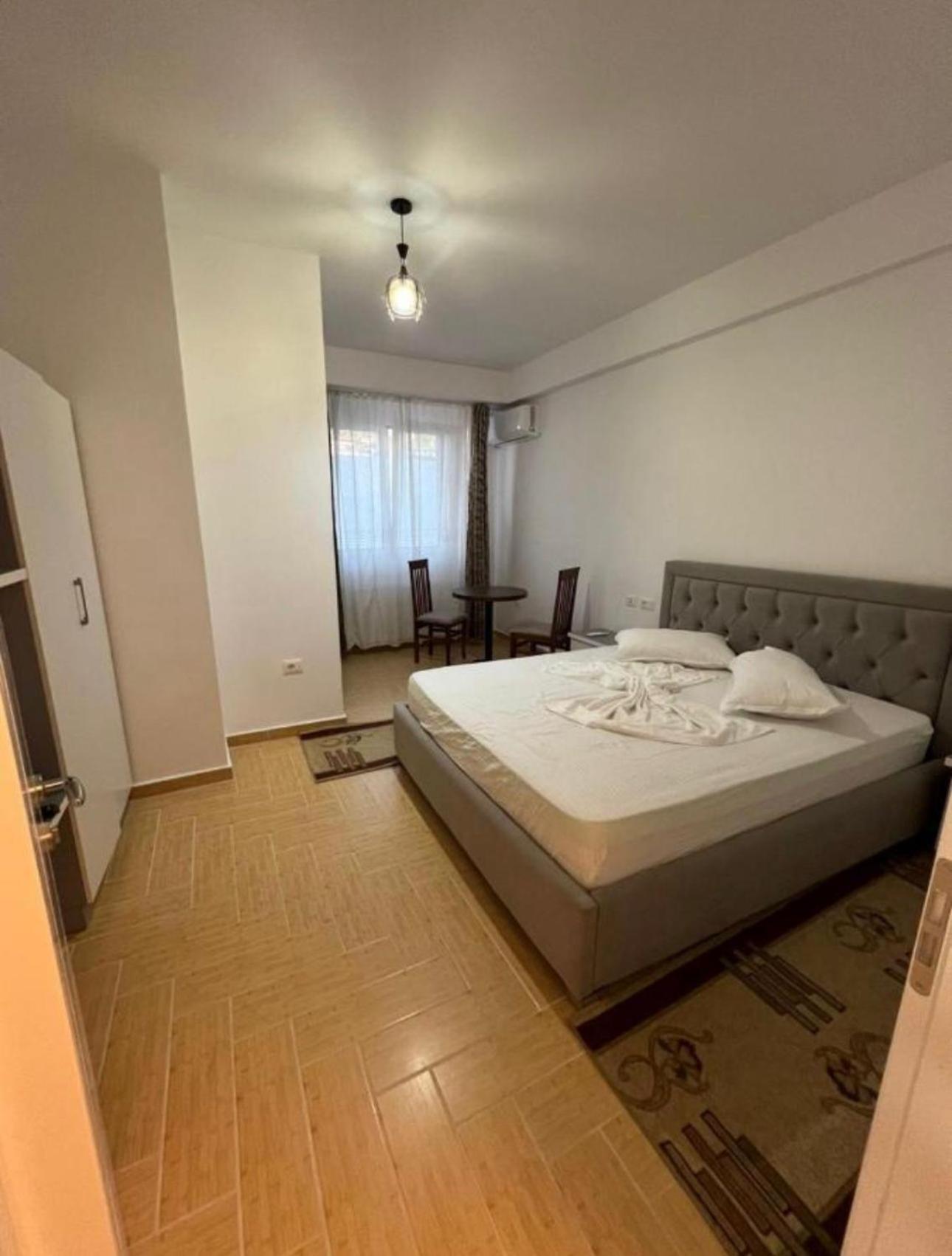 Vila Kasemi Fier Exteriér fotografie