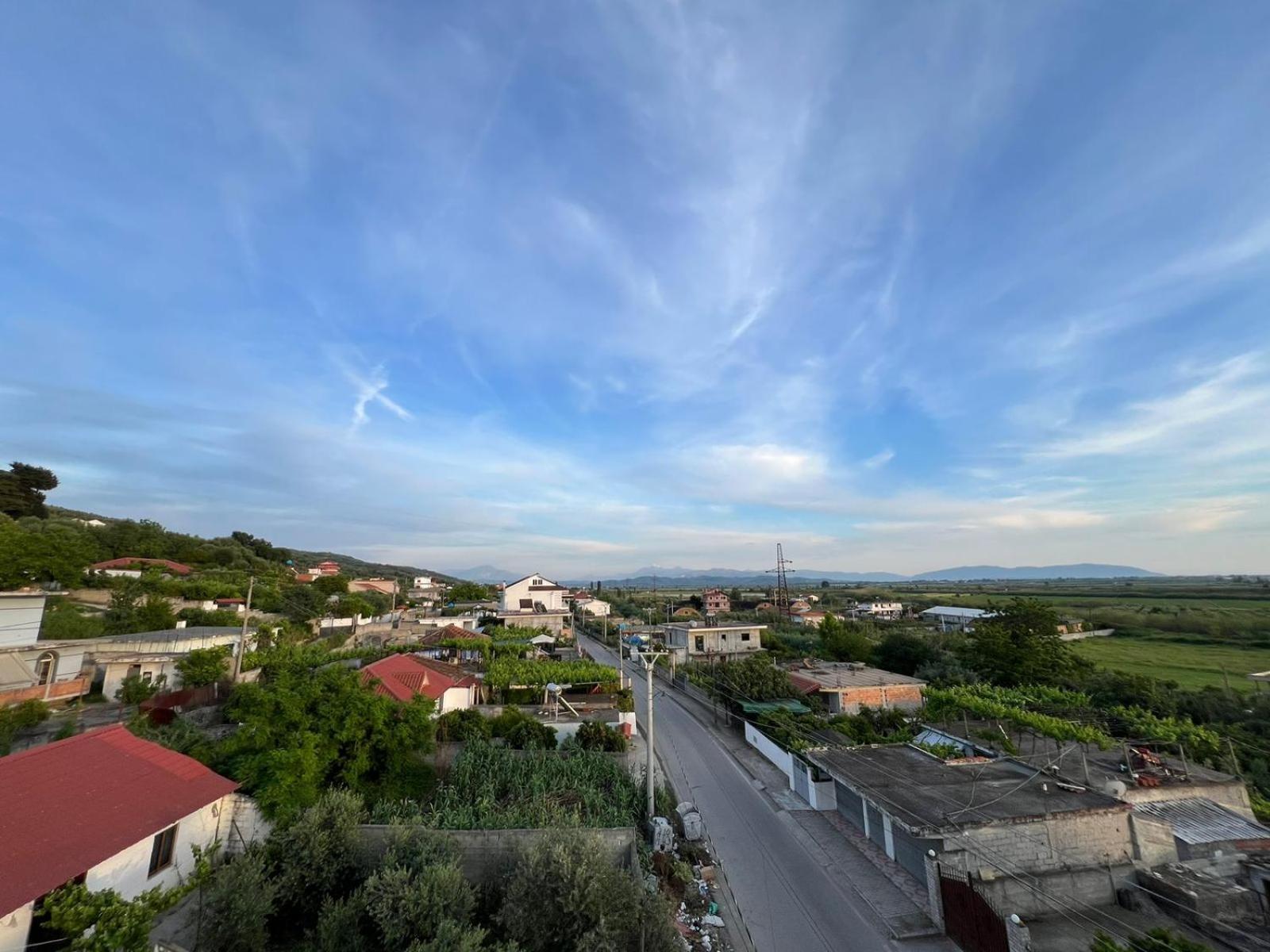 Vila Kasemi Fier Exteriér fotografie